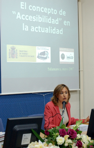 Natividad Enjuto en la conferencia. Foto: David Aparicio