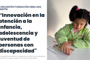 niña haciendo tareas escolares